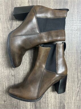 Clarks Brown Leather Chelsea Ankle Boots with Block Heel